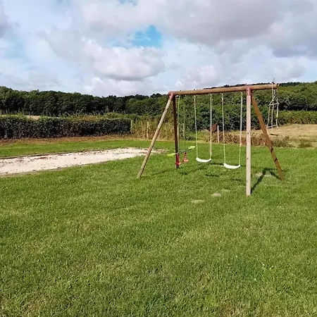 펜션 Le De Saint-maixent Le Petit Haims