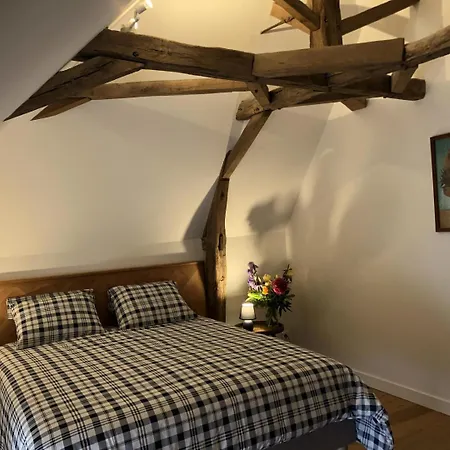 Le De Saint-maixent Le Petit Holiday home