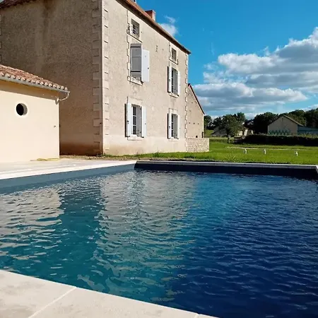 Le De Saint-maixent Le Petit Сasa de vacaciones Haims
